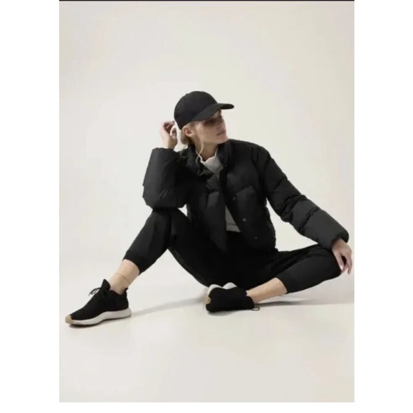 NEW WITH TAGS Get Set Hybrid Jogger - Picture 3 of 7